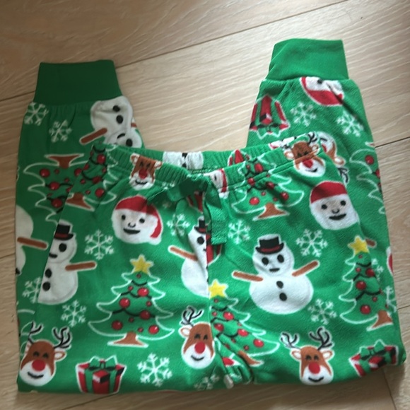 NWT Children’s Place Unisex Two Piece Christmas Holiday Flannel Pajama Set - Picture 4 of 10